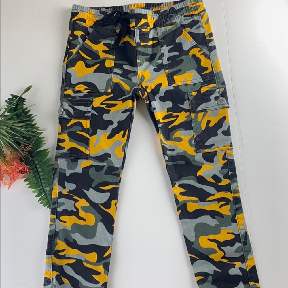 VIP Girl Camouflage Stretchy Cargo Pants Size 14